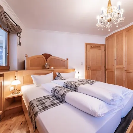 Landhaus Seiringer Apartments Finkenberg Room photo